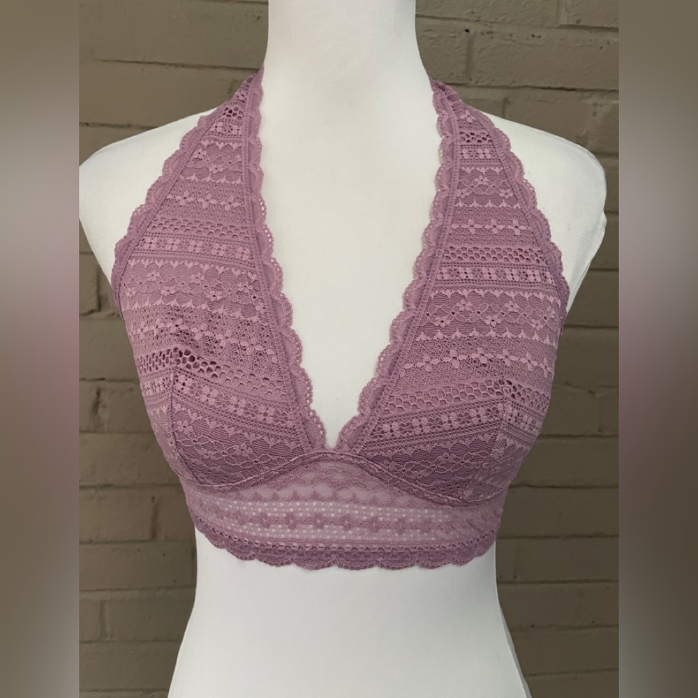 Victoria’s Secret misty purple lace halter bralette L